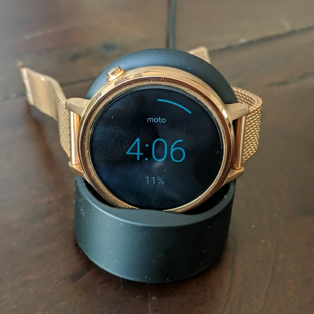 2nd Gen Moto 360 Smart Watch in Rose Gold
